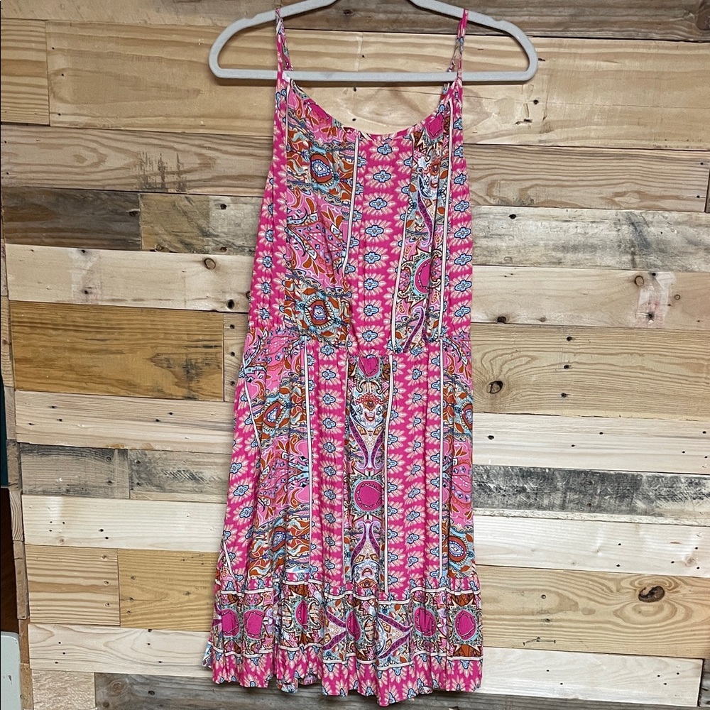 ePretty size XL Pink Pattern Spaghetti Strap Lightweight Flowy Dress with Belt